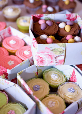 cupcakes in homemade boxes