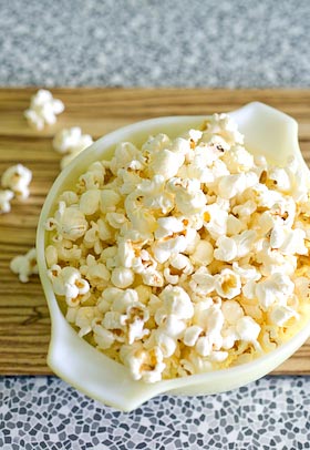 a bowlful of plain popped corn