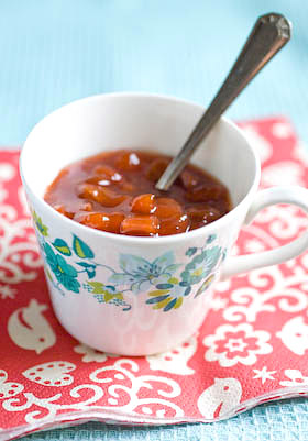 a festive preserve - Apricot, Cranberry and Amoretti jam