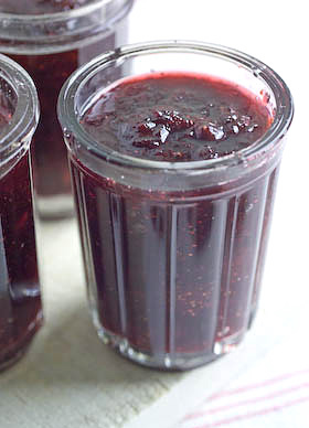 vintage French jam jars filled with fig jam