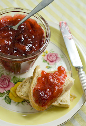 Blaisdon plum and lavender jam