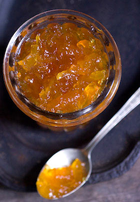 making marmalade using mixed citrus fruits